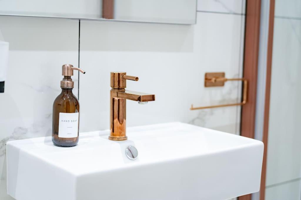 Stunning Boutique Flat In Central Location - Beatrice Bath Eksteriør billede